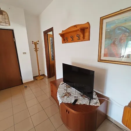 Service Pt1 Apartment