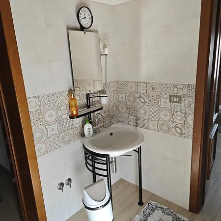 شقة Service Pt1 Scerne